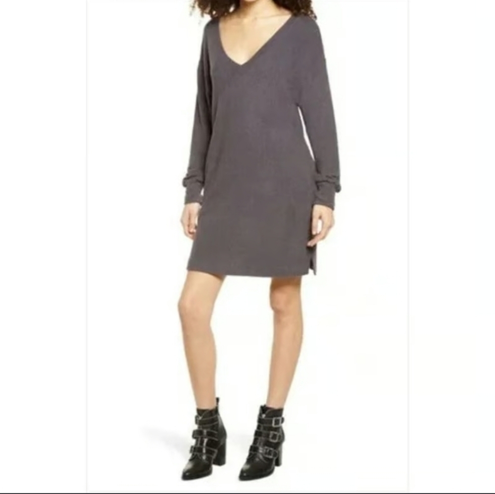 NWT✨️SOCIALITE Short Knit Sweater Dress Women's XS Cement Double-V Long Sleeve